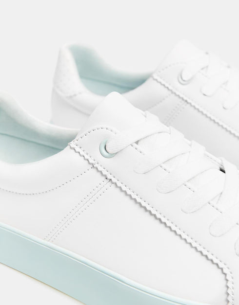 Trainers with heel detail