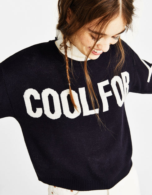 Sweater with slogan